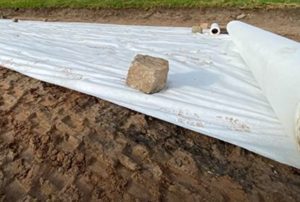 Was bewirkt ein Drainagevlies?